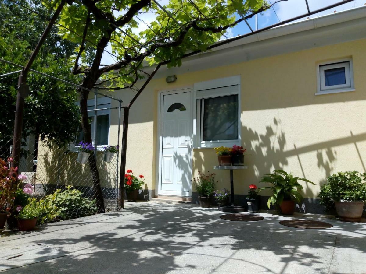 Apartman Lora Budva Eksteriør billede